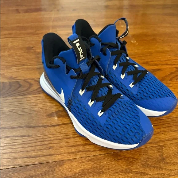 Nike Lebron Witness V Game Royal Blue Size 9 - Picture 2 of 7